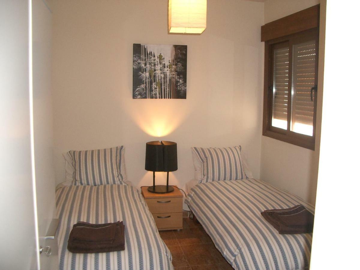 Apartments Altos Del Castillo Велес-де-Бенаудалья Экстерьер фото